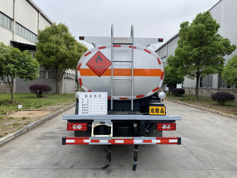楚胜牌CSC5128GYYB6A型运油车