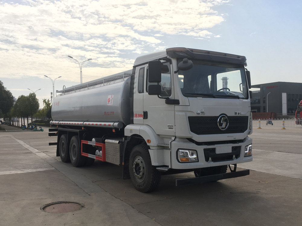 楚胜牌CSC5251TGYSM6型供液车