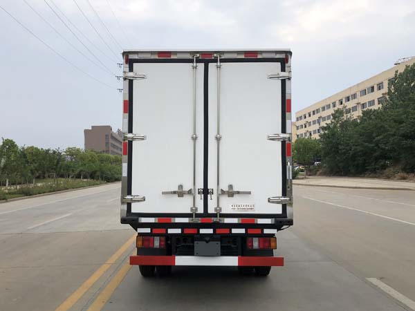 楚胜牌CSC5040XLCJ6型冷藏车