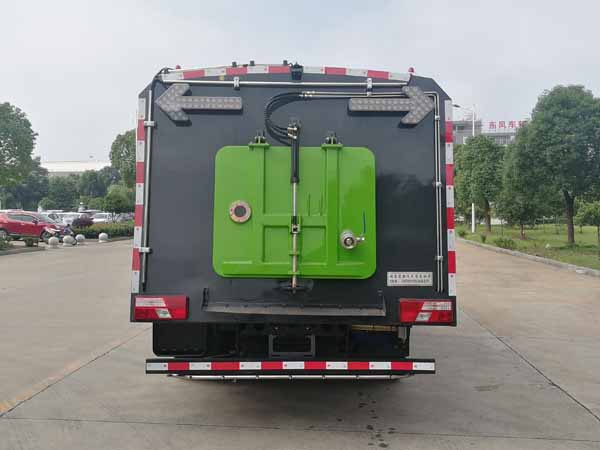 楚胜牌CSC5083TXSJ6型洗扫车