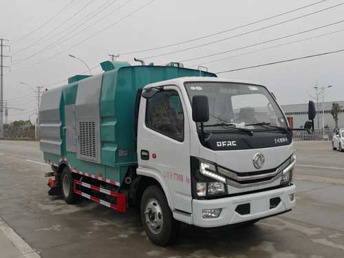 楚胜牌CSC5070TXC6型吸尘车